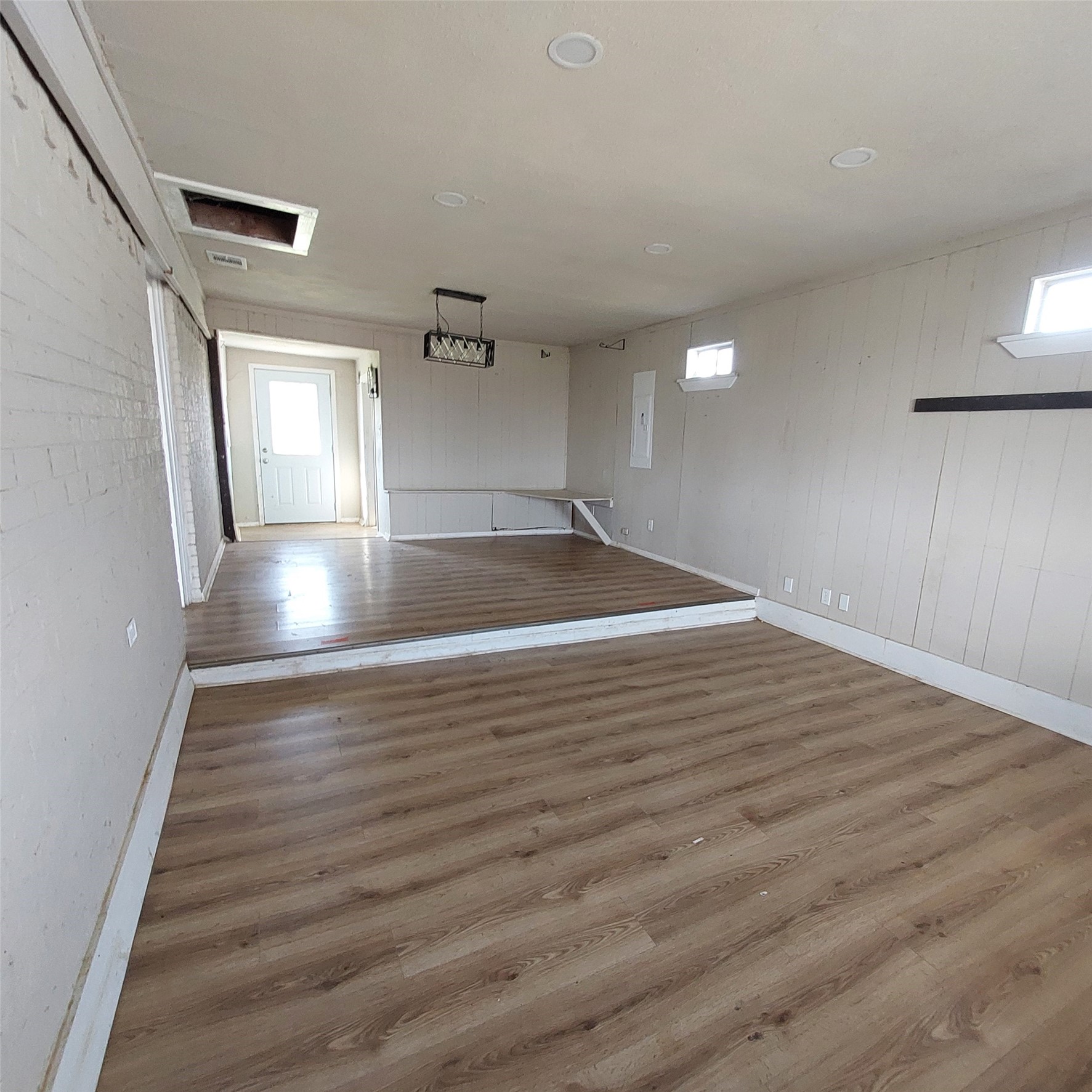 2084 County Road 4308 Greenville TX 75401