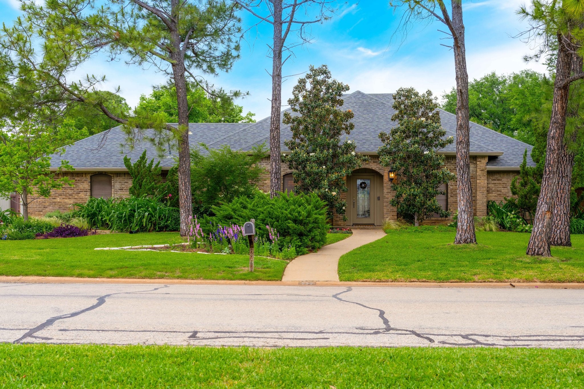 229 Merriman Drive Highland Village TX 75077