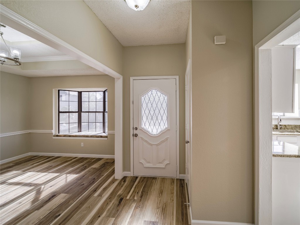 717 Greenridge Drive Arlington TX 76017