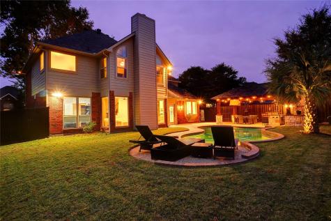 1922 Waterford Drive Grapevine TX 76051
