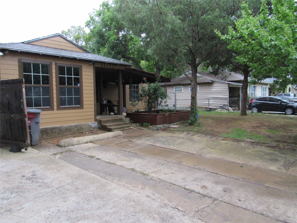 11122 Barbarosa Drive Dallas TX 75228