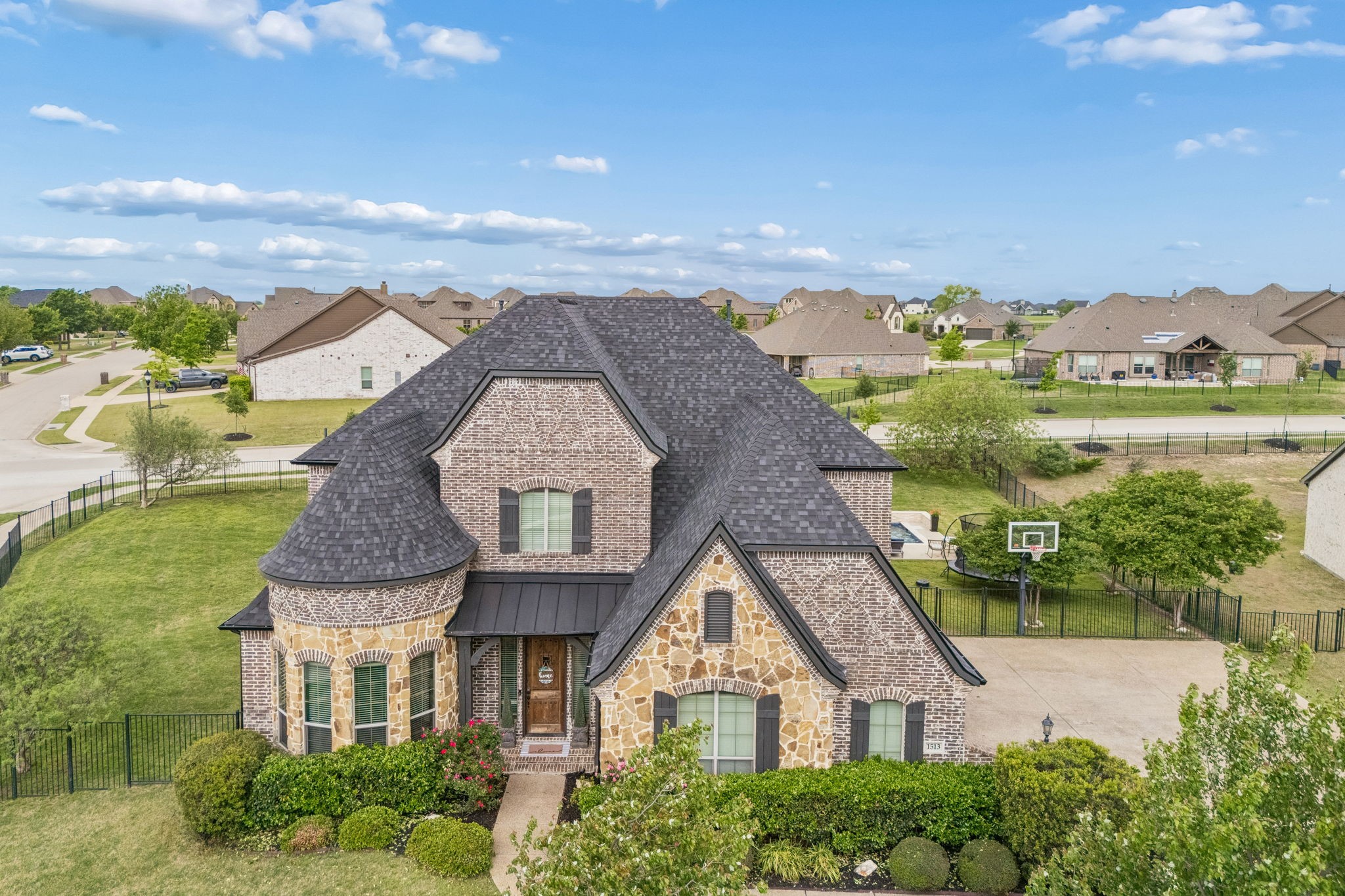 1513 Bearpath Way Gunter TX 75058