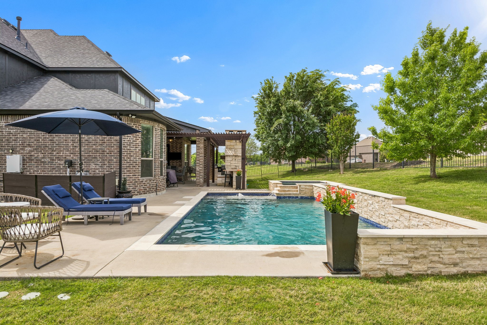 1513 Bearpath Way Gunter TX 75058