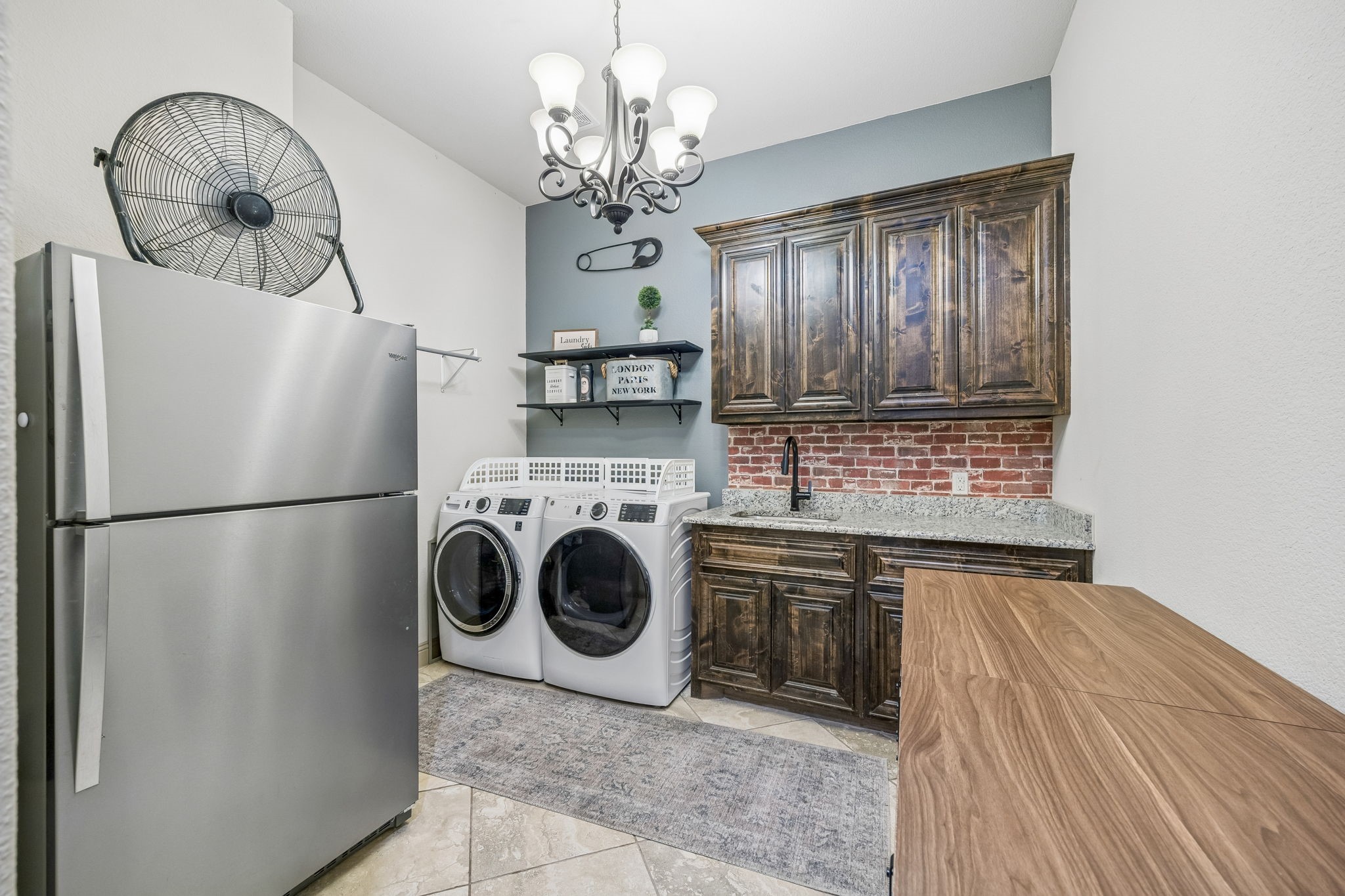 1513 Bearpath Way Gunter TX 75058