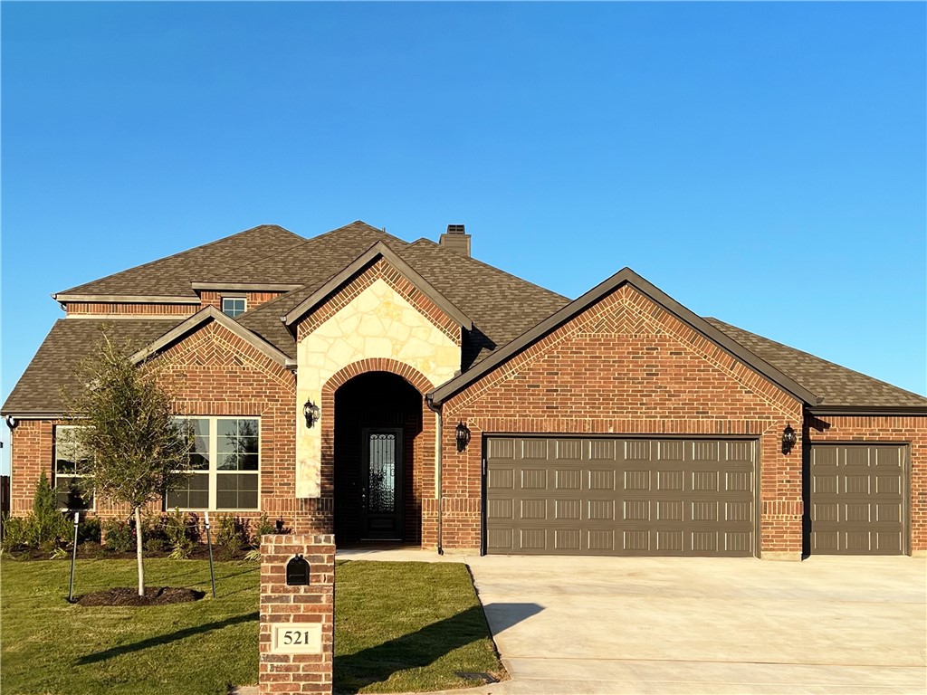 521 Broken Spoke Trail Mcgregor TX 76657