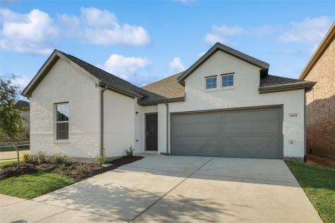 1921 Wrangler Circle Mesquite TX 75149