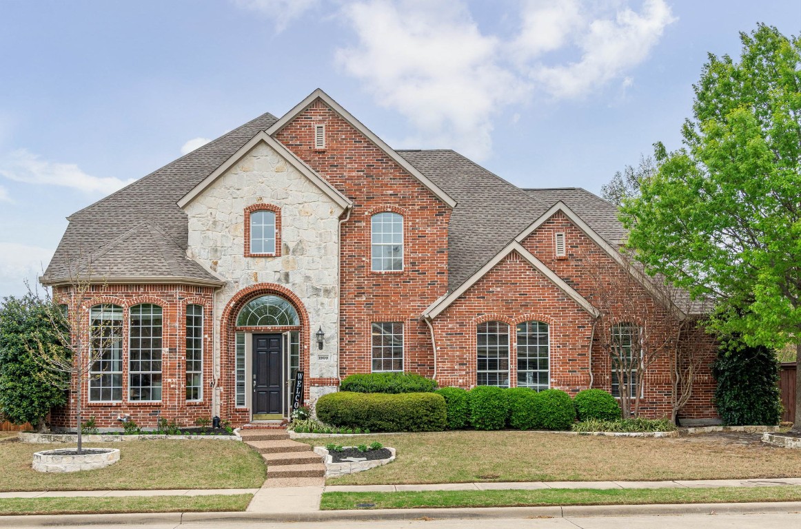 1909 Winchester Street Mckinney TX 75072