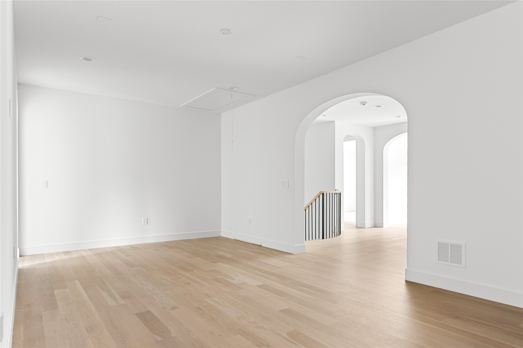 6454 Kenwood Avenue Dallas TX 75214