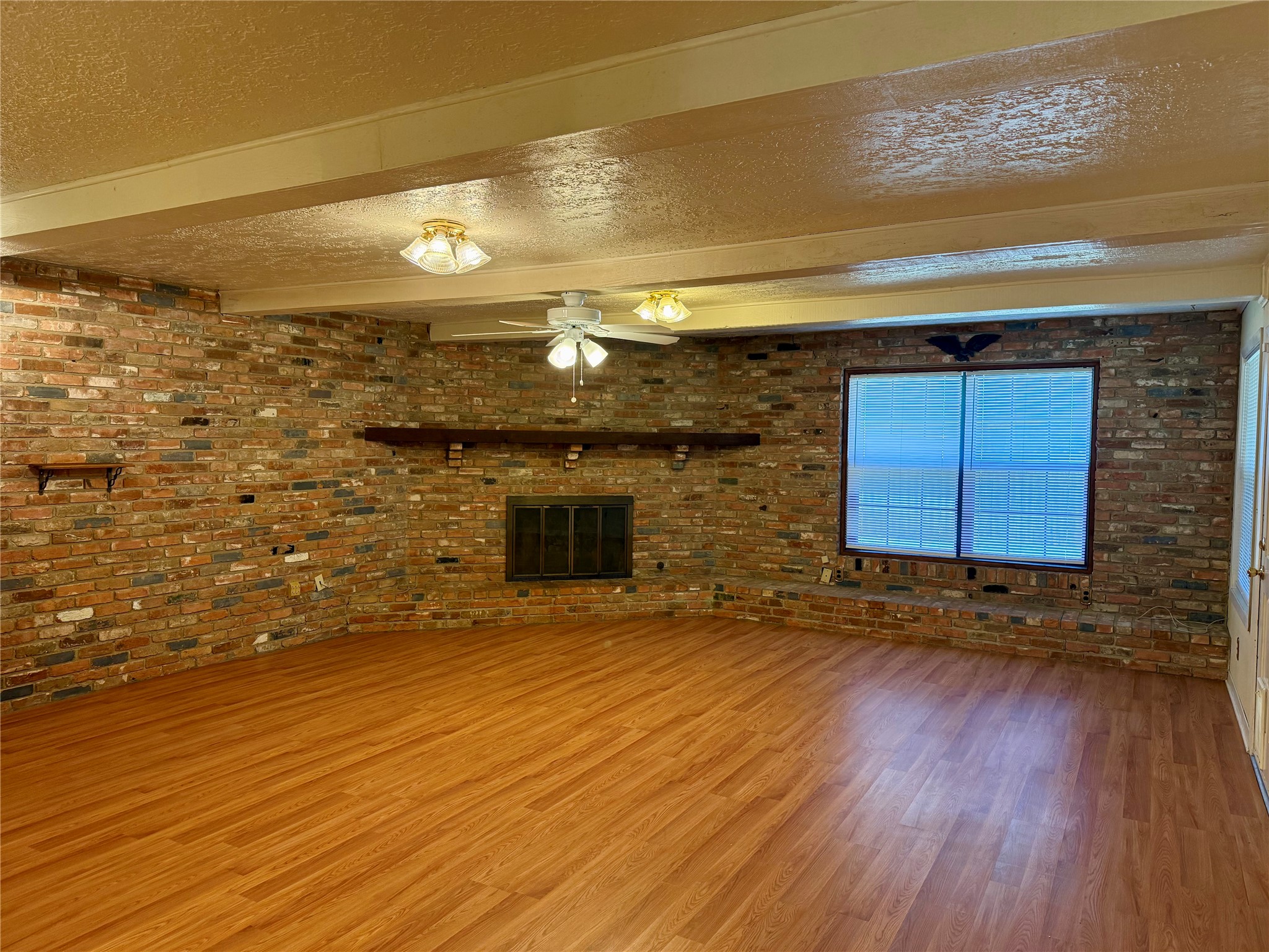 505 S San Jacinto Street Whitney TX 76692