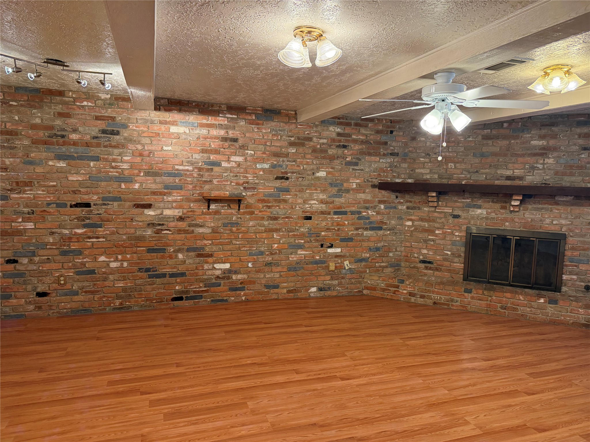 505 S San Jacinto Street Whitney TX 76692