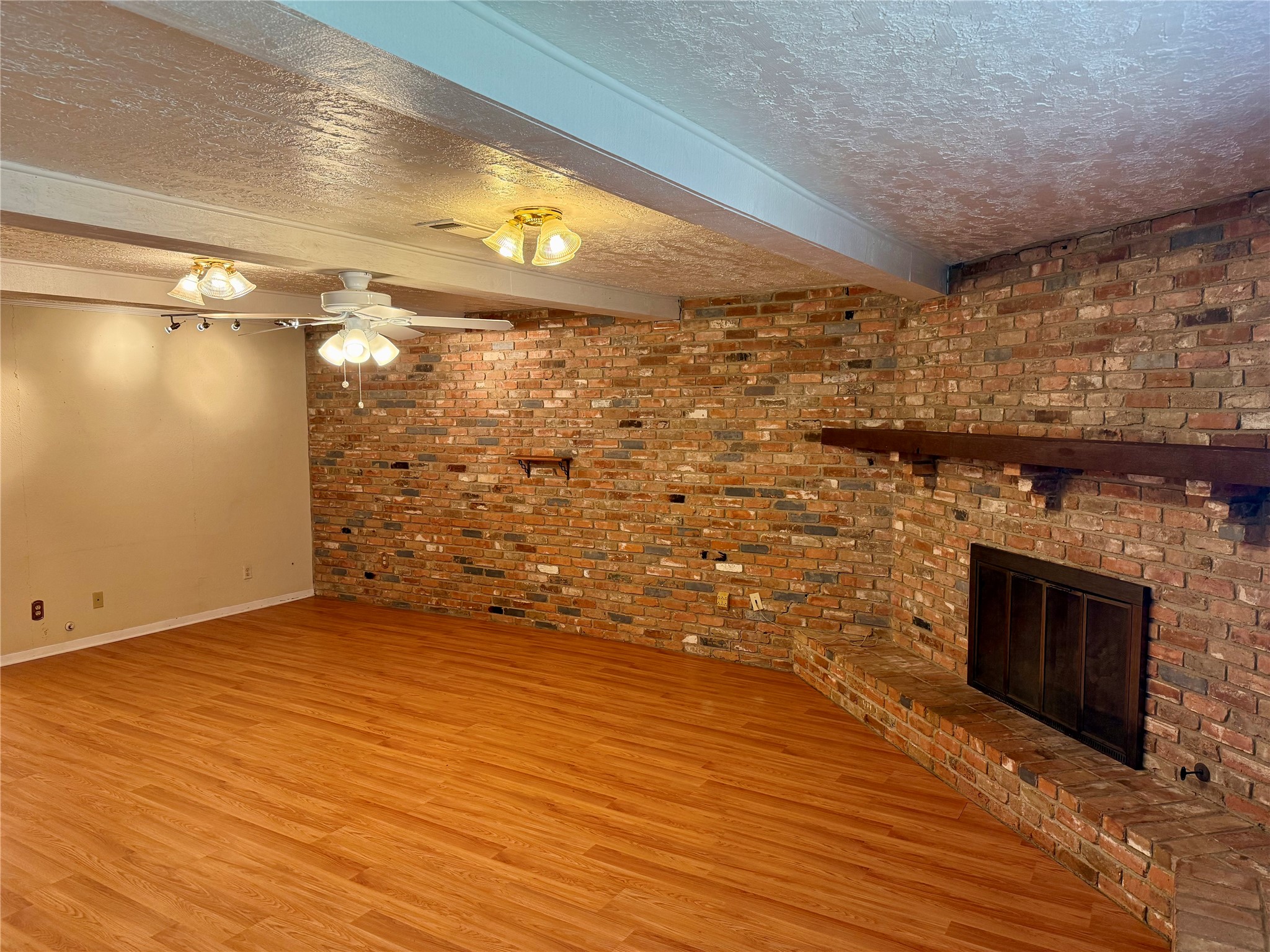 505 S San Jacinto Street Whitney TX 76692