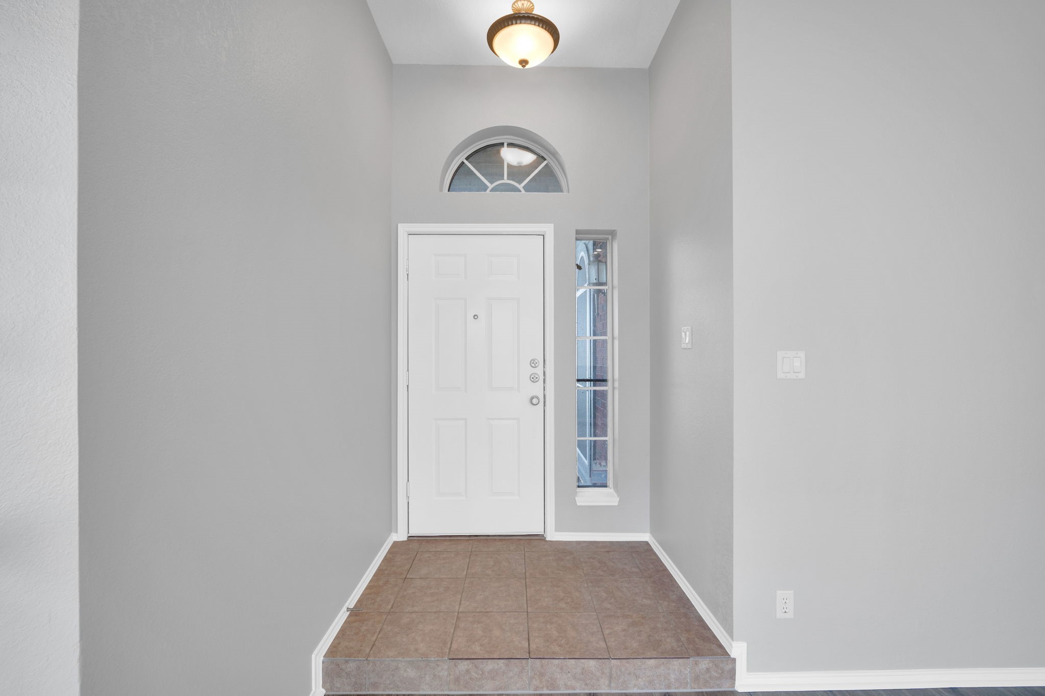 324 Faircrest Drive Arlington TX 76018