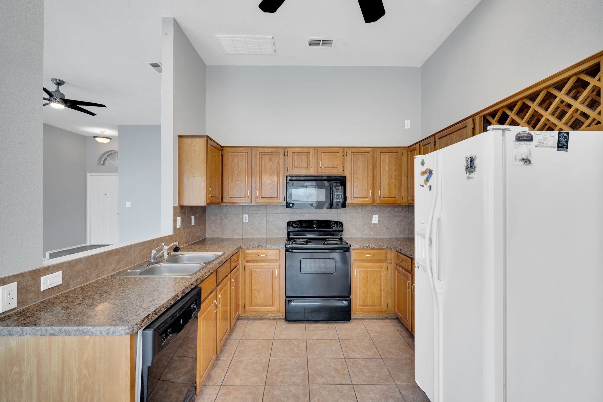 324 Faircrest Drive Arlington TX 76018