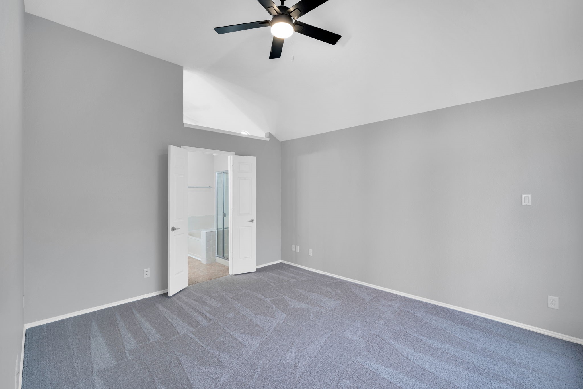324 Faircrest Drive Arlington TX 76018
