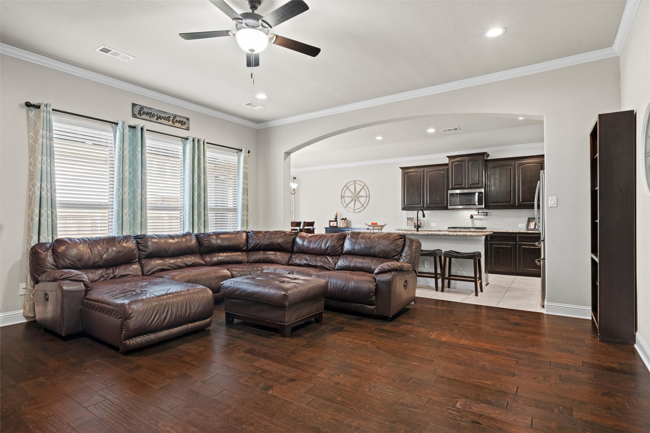 228 Prairie Oak Court Burleson TX 76028