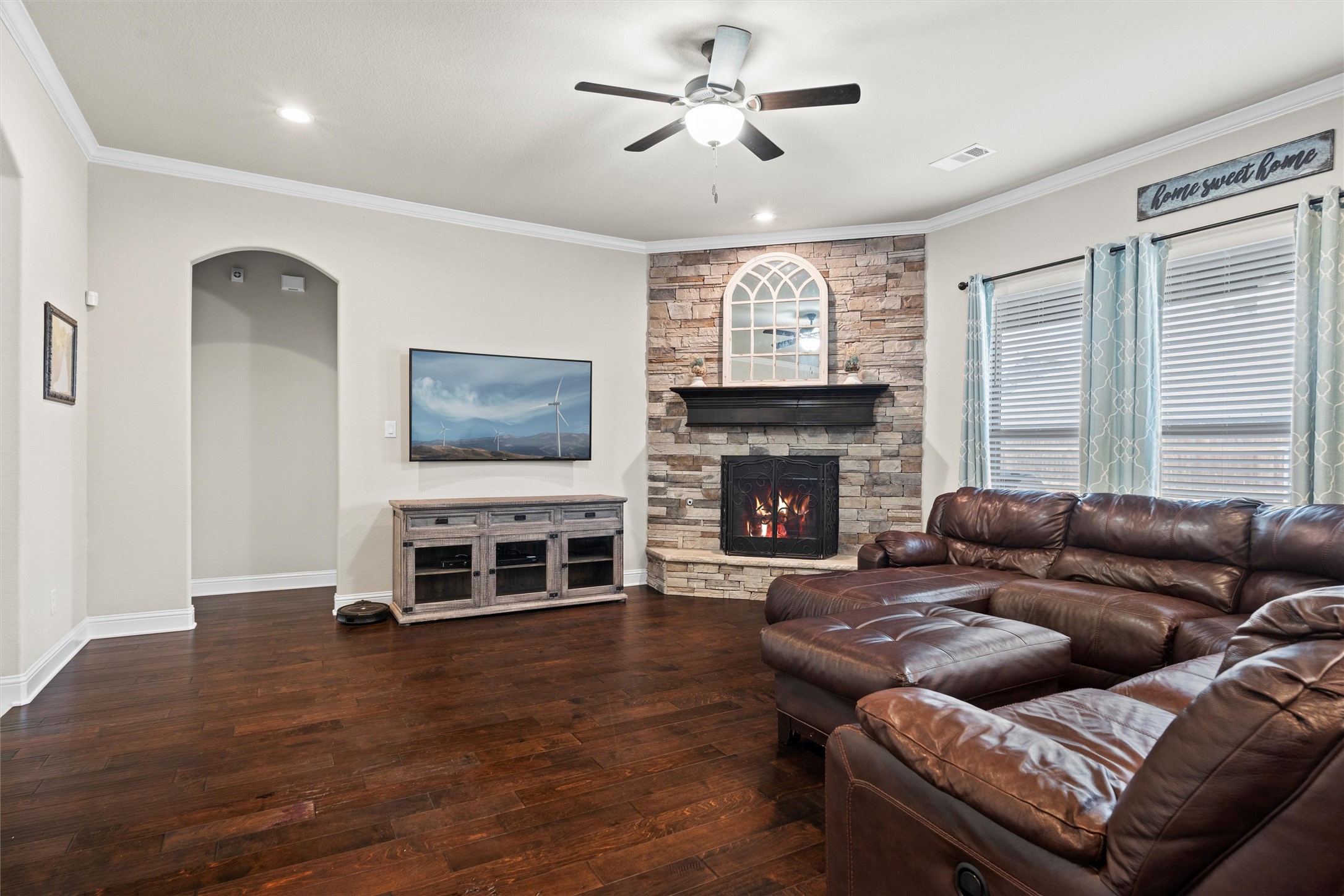 228 Prairie Oak Court Burleson TX 76028