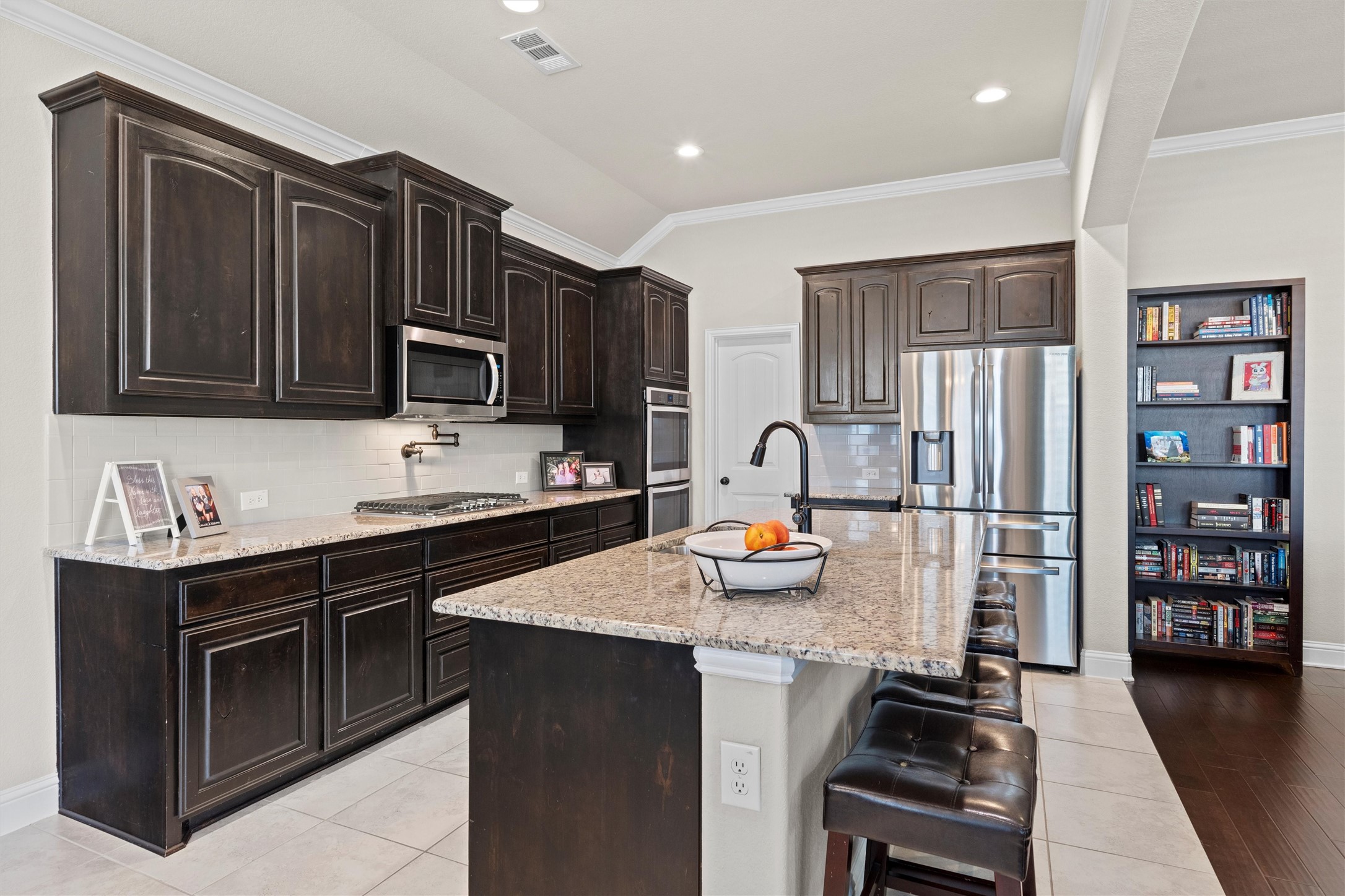 228 Prairie Oak Court Burleson TX 76028