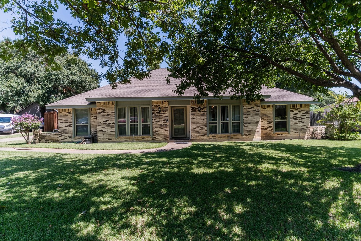 2314 Silver Horn Court Grand Prairie TX 75050