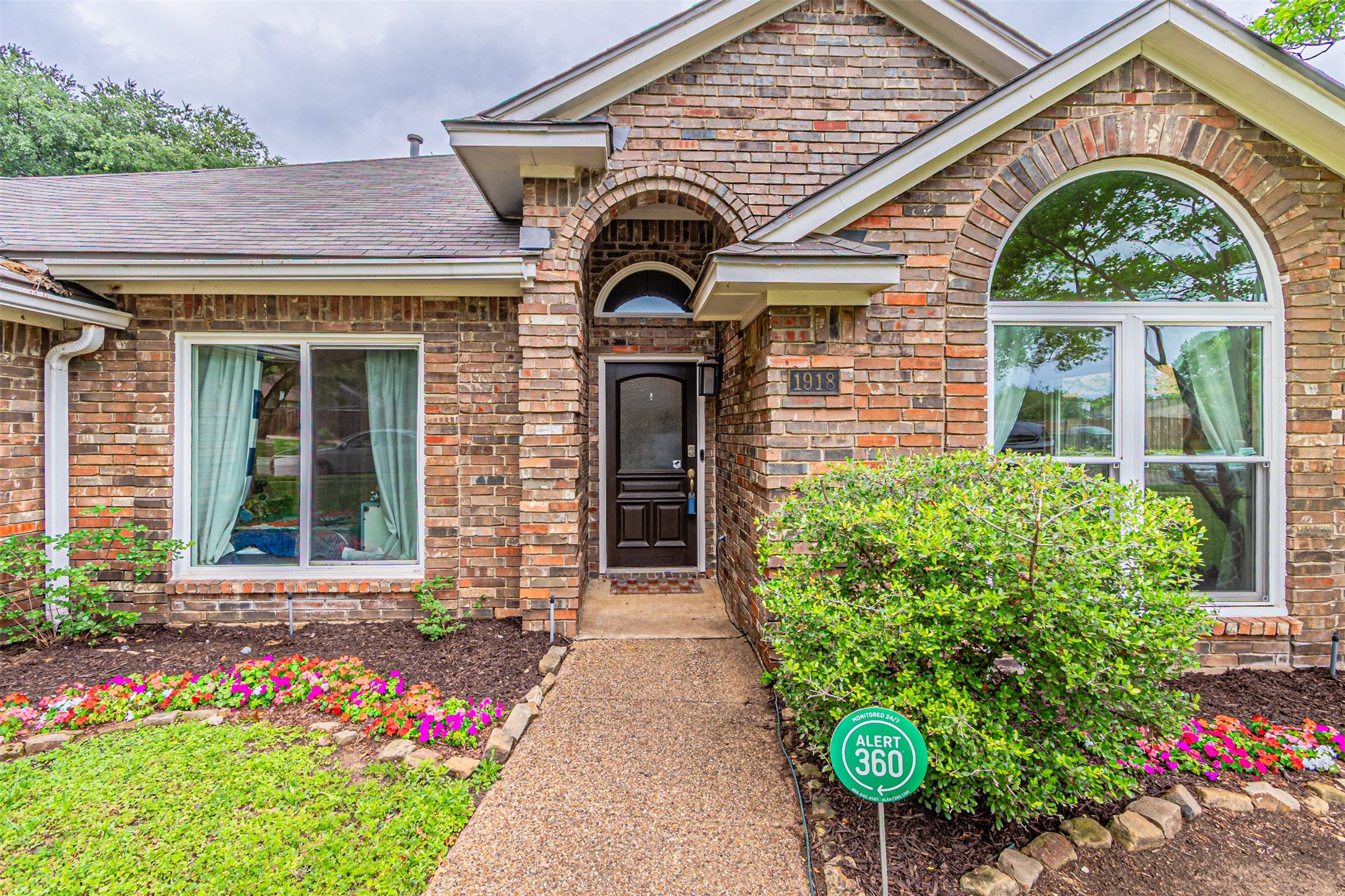 1918 Hidden Trail Drive Lewisville TX 75067