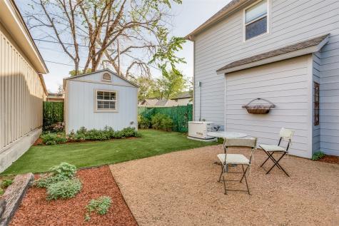 4327 Irving Avenue Dallas TX 75219