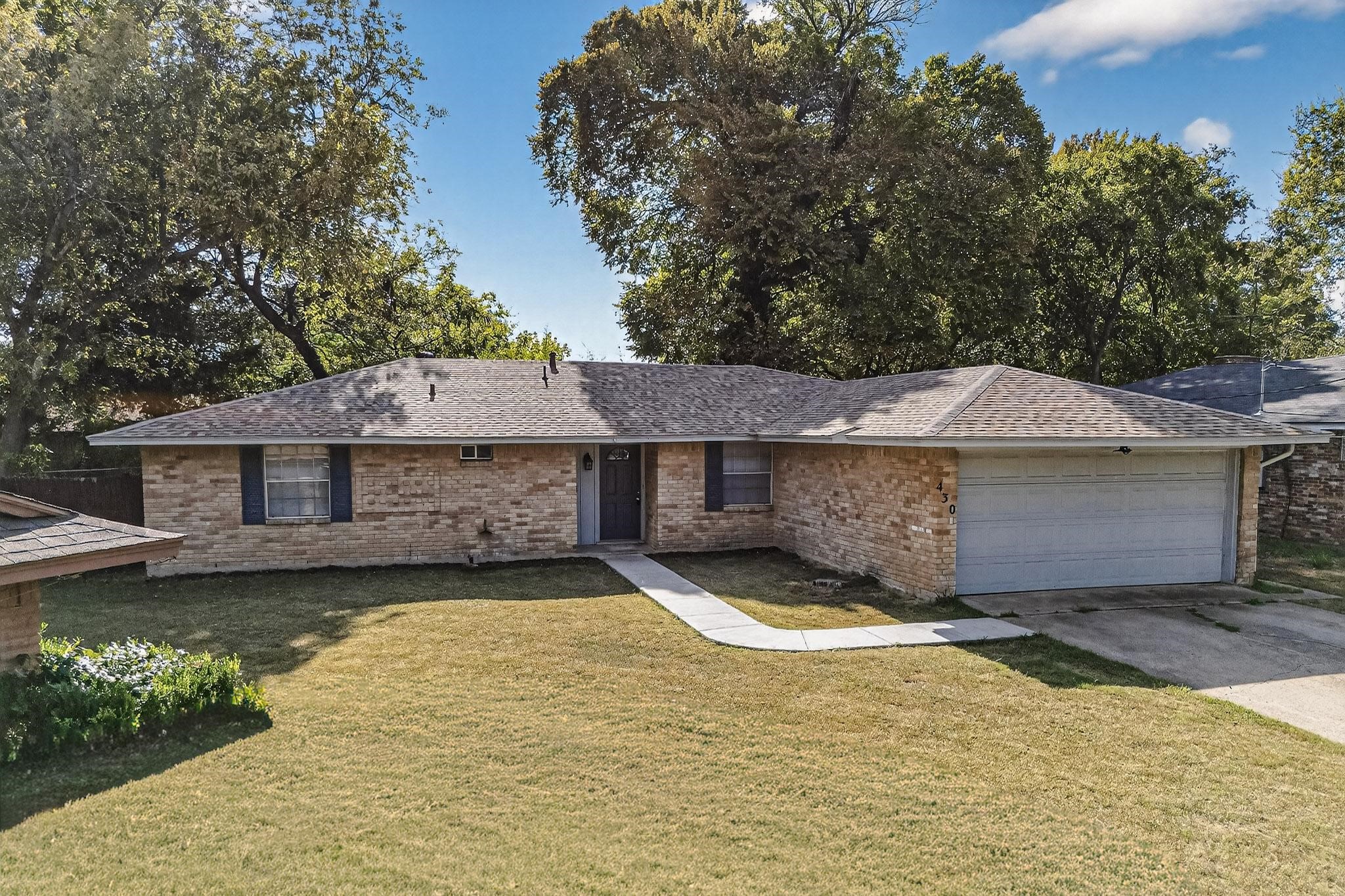 430 Shorewood Drive Duncanville TX 75116