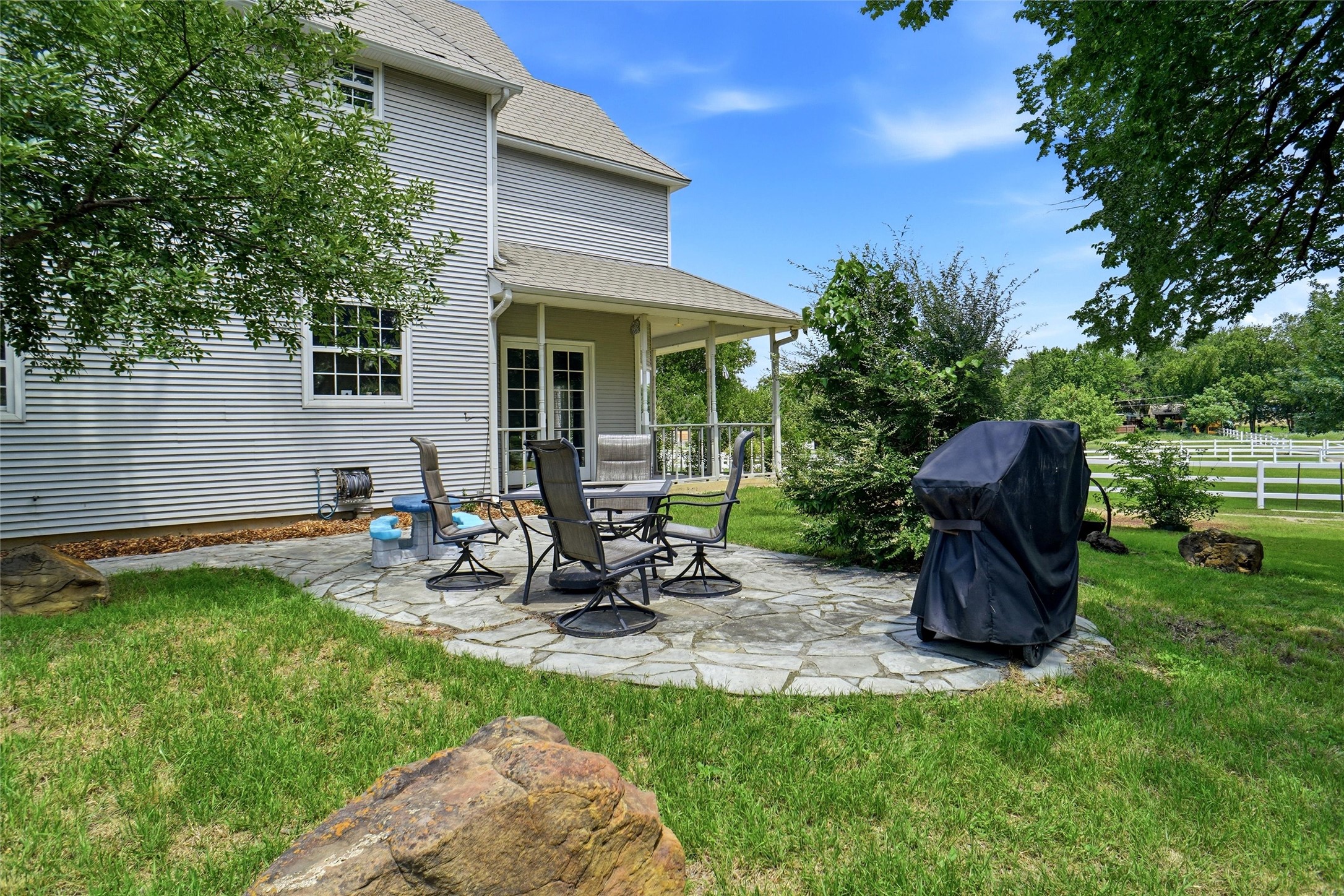 2600 Rosebud Lane Richland Hills TX 76118