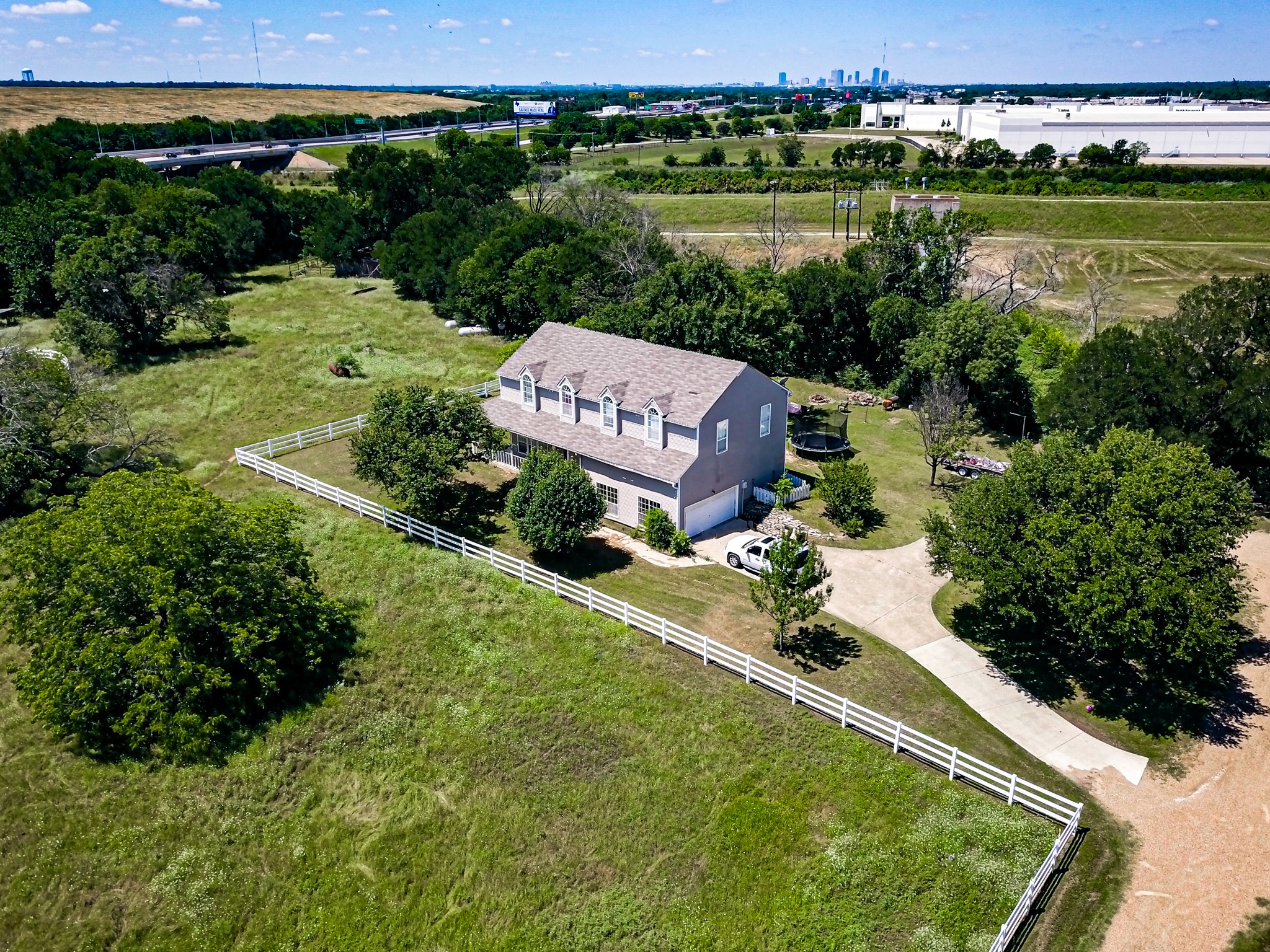 2600 Rosebud Lane Richland Hills TX 76118