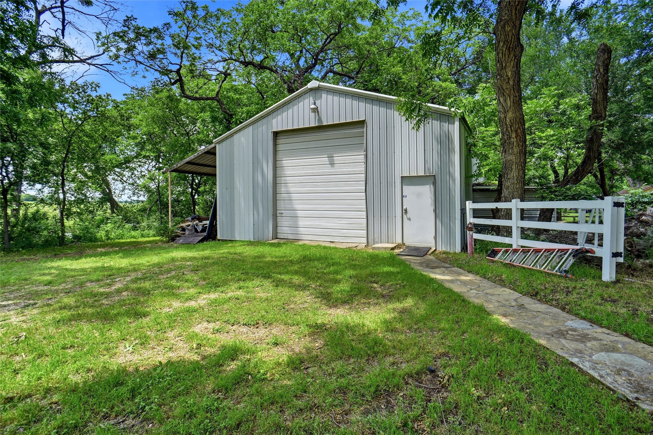 2600 Rosebud Lane Richland Hills TX 76118