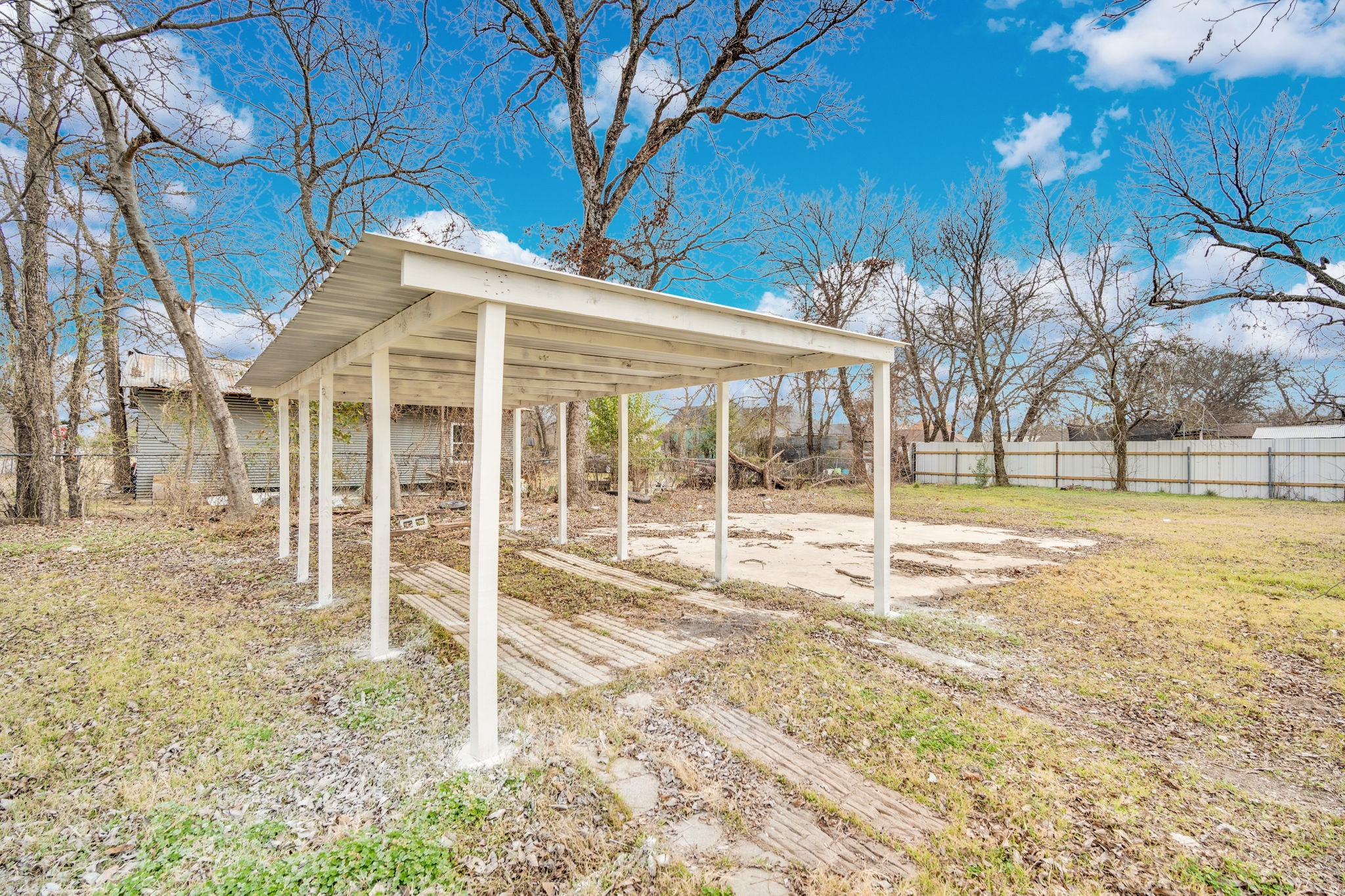 616 Sabine Avenue Cleburne TX 76031
