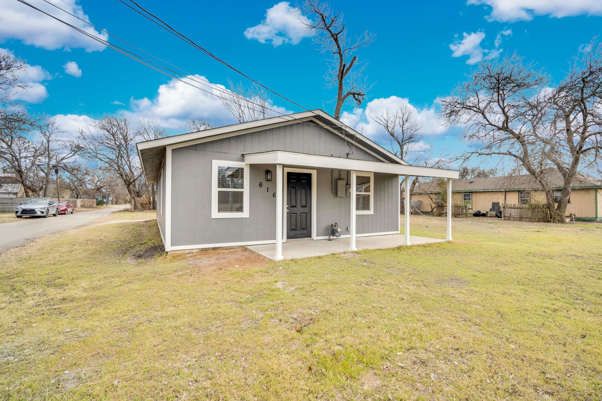 616 Sabine Avenue Cleburne TX 76031