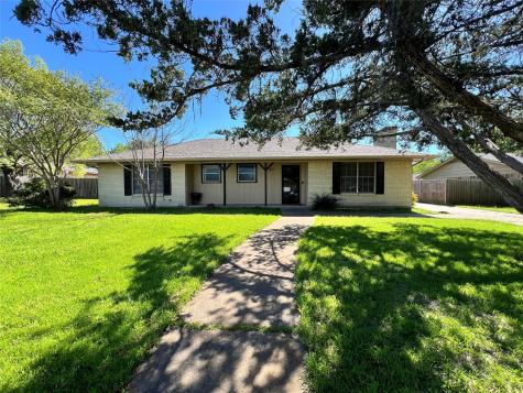 412 Haughton Street Farmersville TX 75442