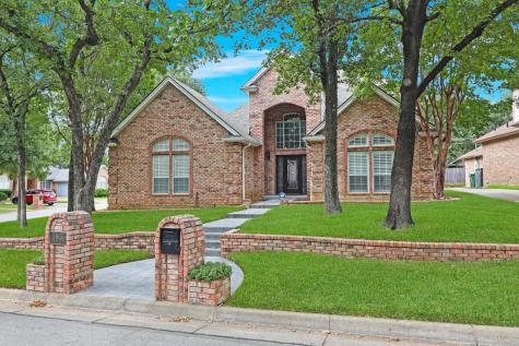 2326 Ox Bow Court Arlington TX 76006