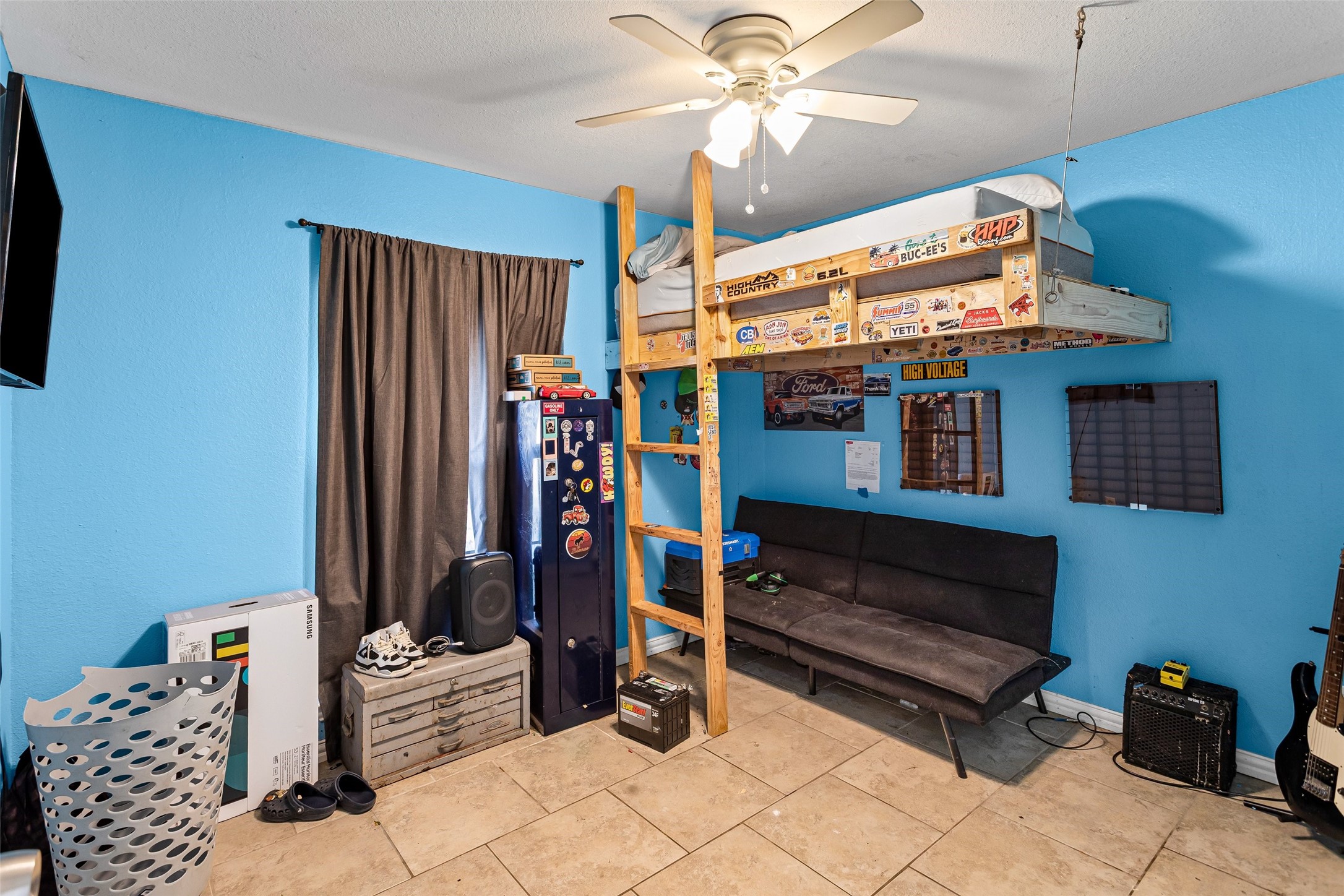 1429 W Torrey Street Granbury TX 76048