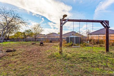 1429 W Torrey Street Granbury TX 76048