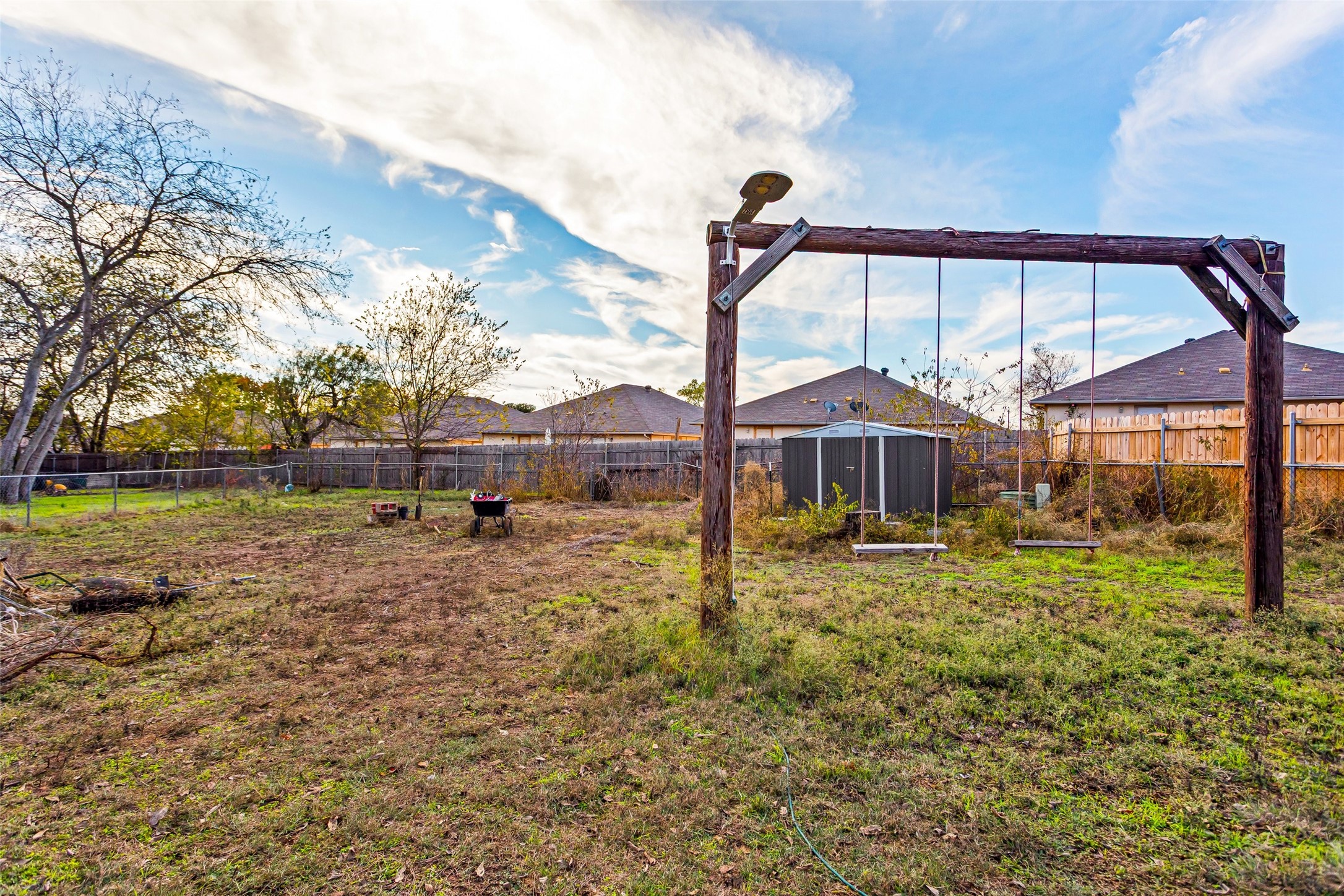 1429 W Torrey Street Granbury TX 76048