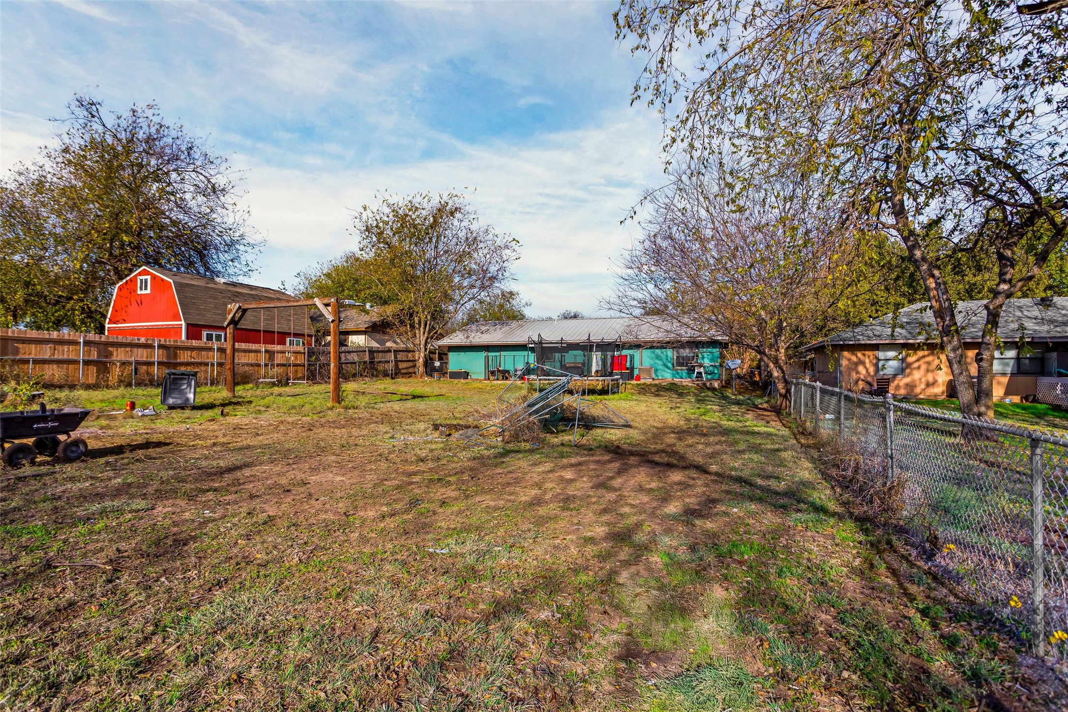 1429 W Torrey Street Granbury TX 76048