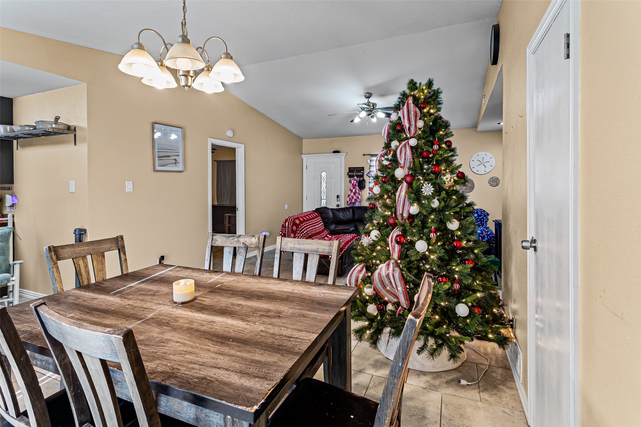 1429 W Torrey Street Granbury TX 76048