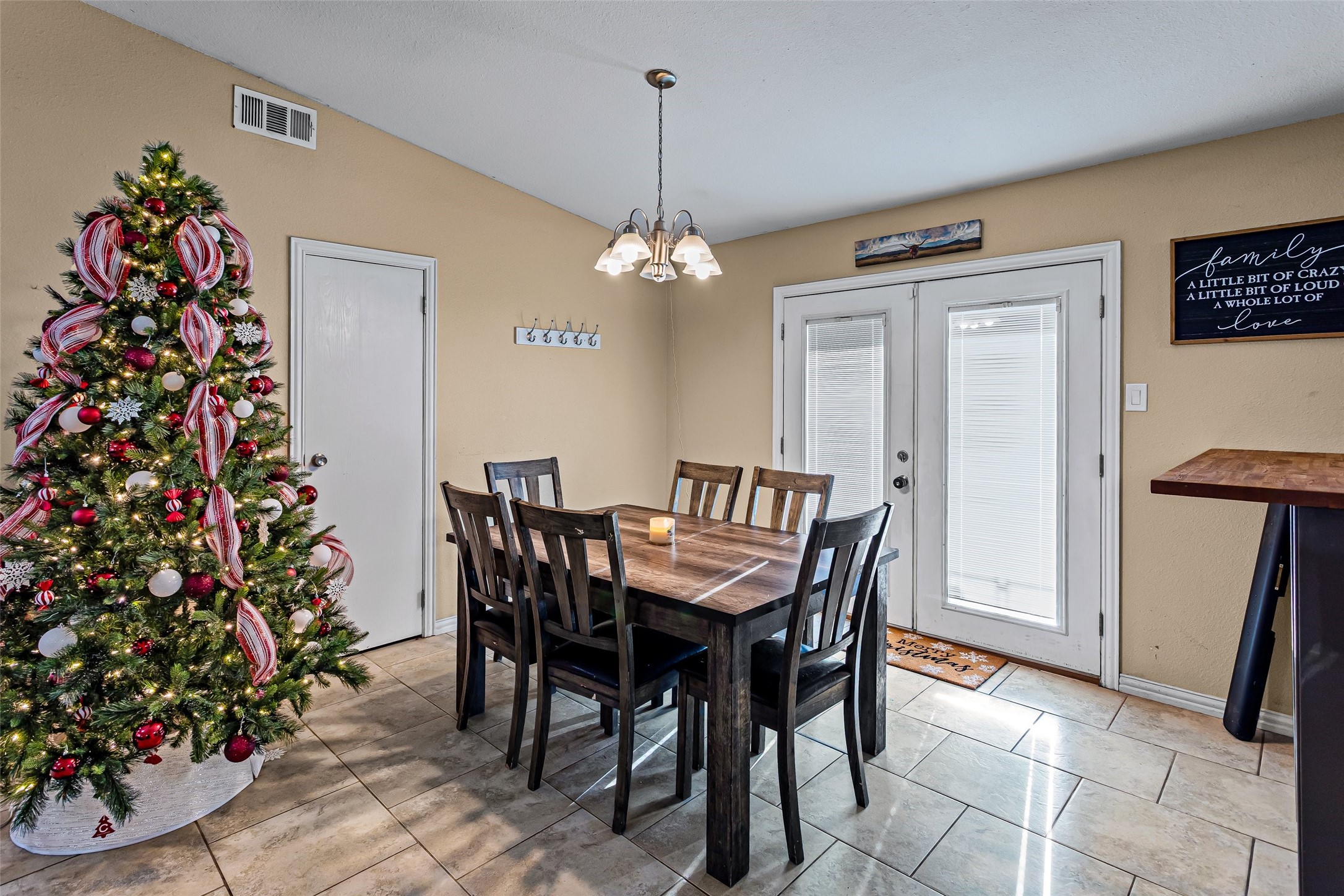1429 W Torrey Street Granbury TX 76048