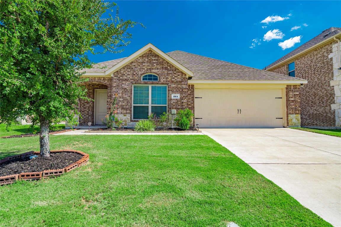 224 Arborside Drive Waxahachie TX 75165