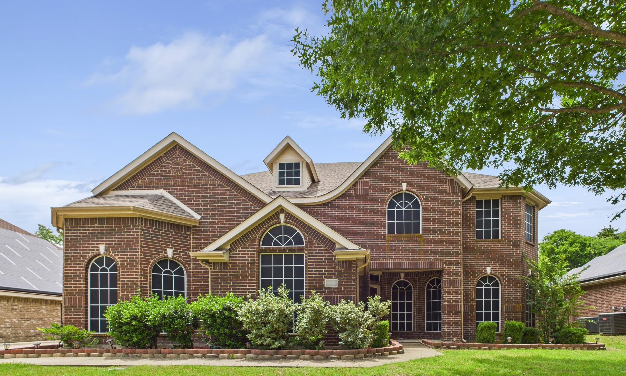 1264 Carriage Creek Drive Desoto TX 75115