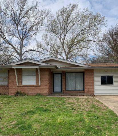 804 Buena Vista Drive Arlington TX 76010