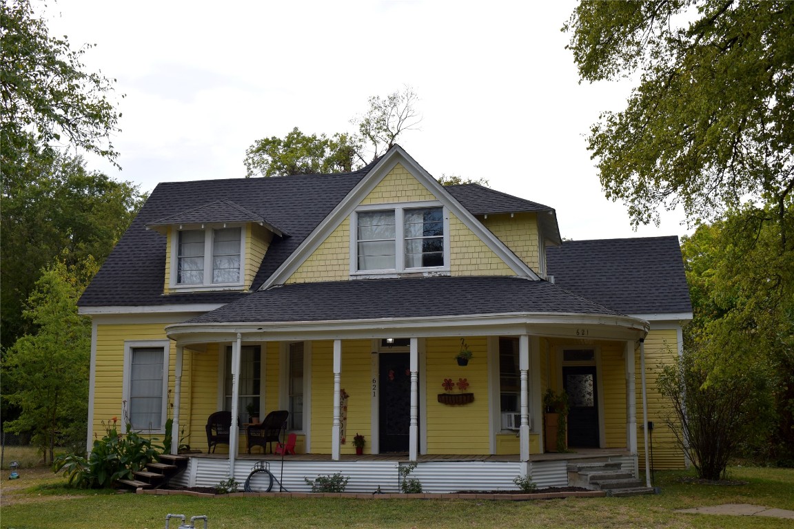 621 Beech Street Bonham TX 75418