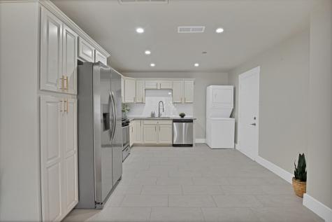 2815 W 8th Street Dallas TX 75211