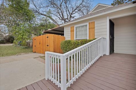 2815 W 8th Street Dallas TX 75211