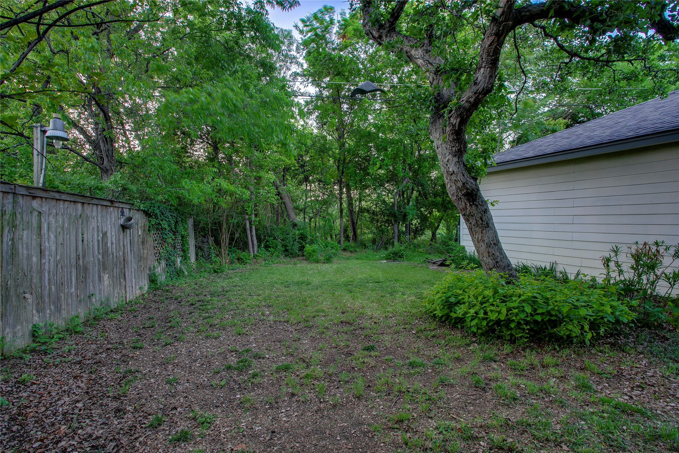 1439 Junior Drive Dallas TX 75208