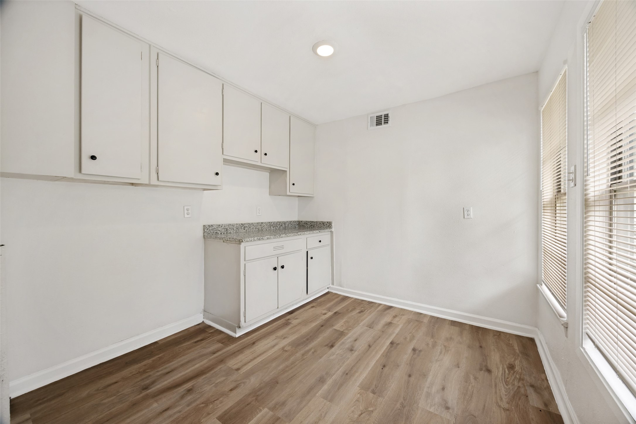 116 Vandenburg Drive Denison TX 75020