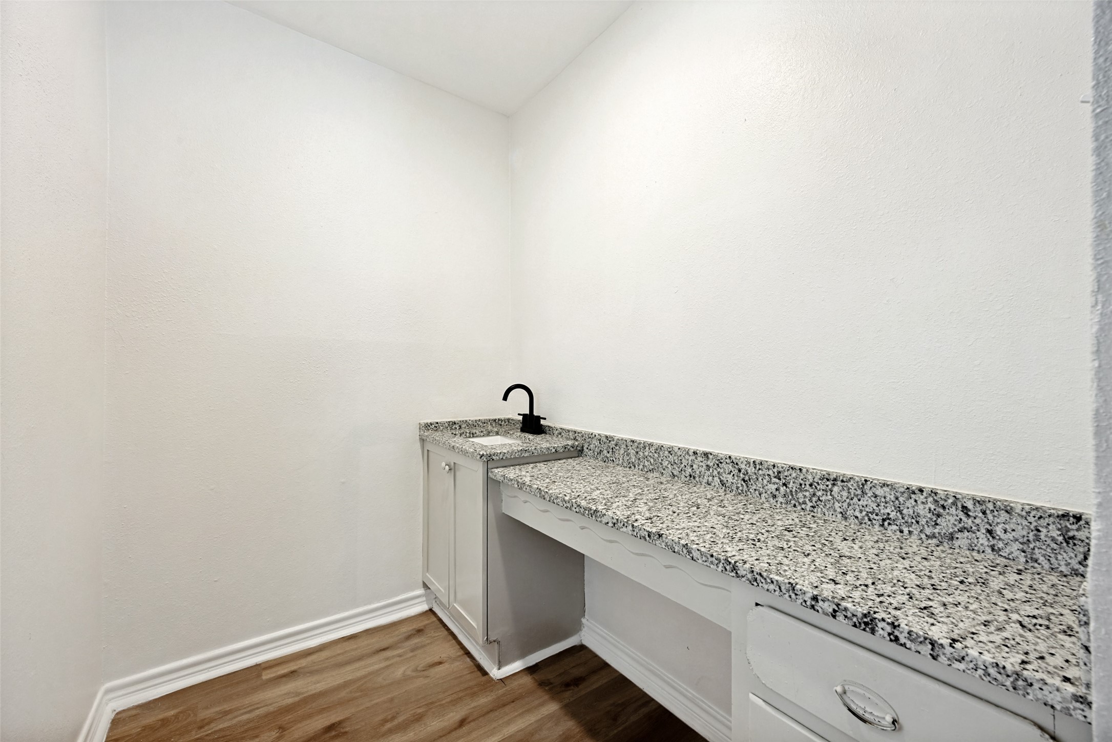 116 Vandenburg Drive Denison TX 75020