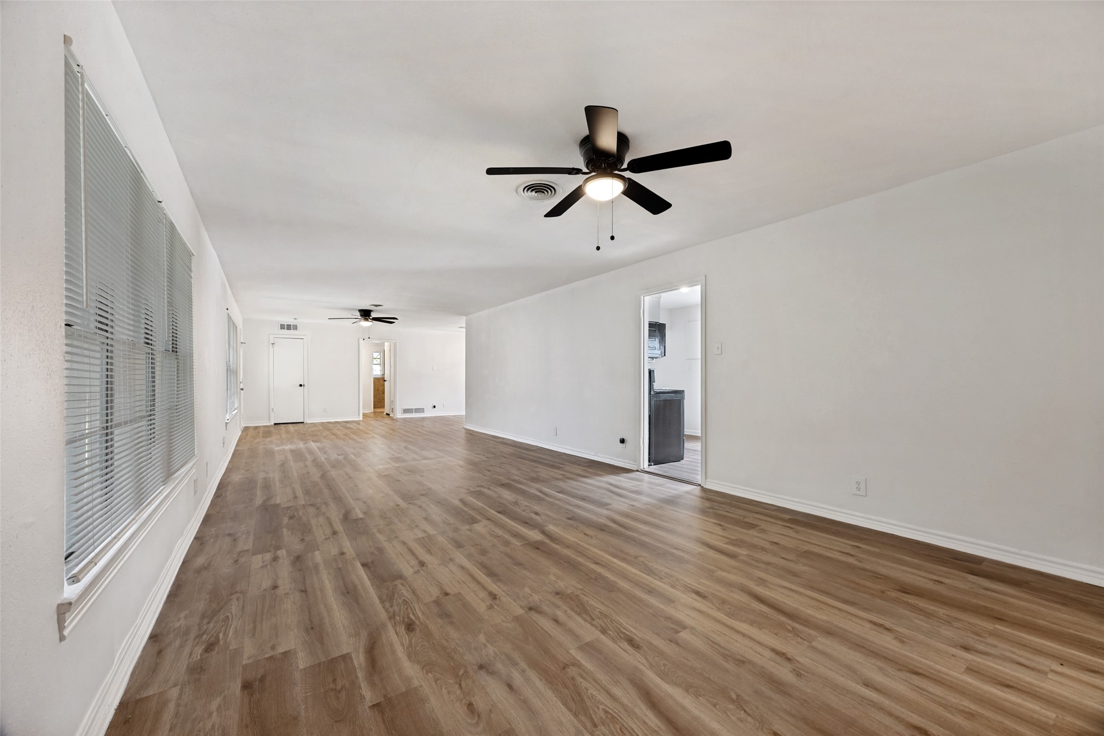 116 Vandenburg Drive Denison TX 75020