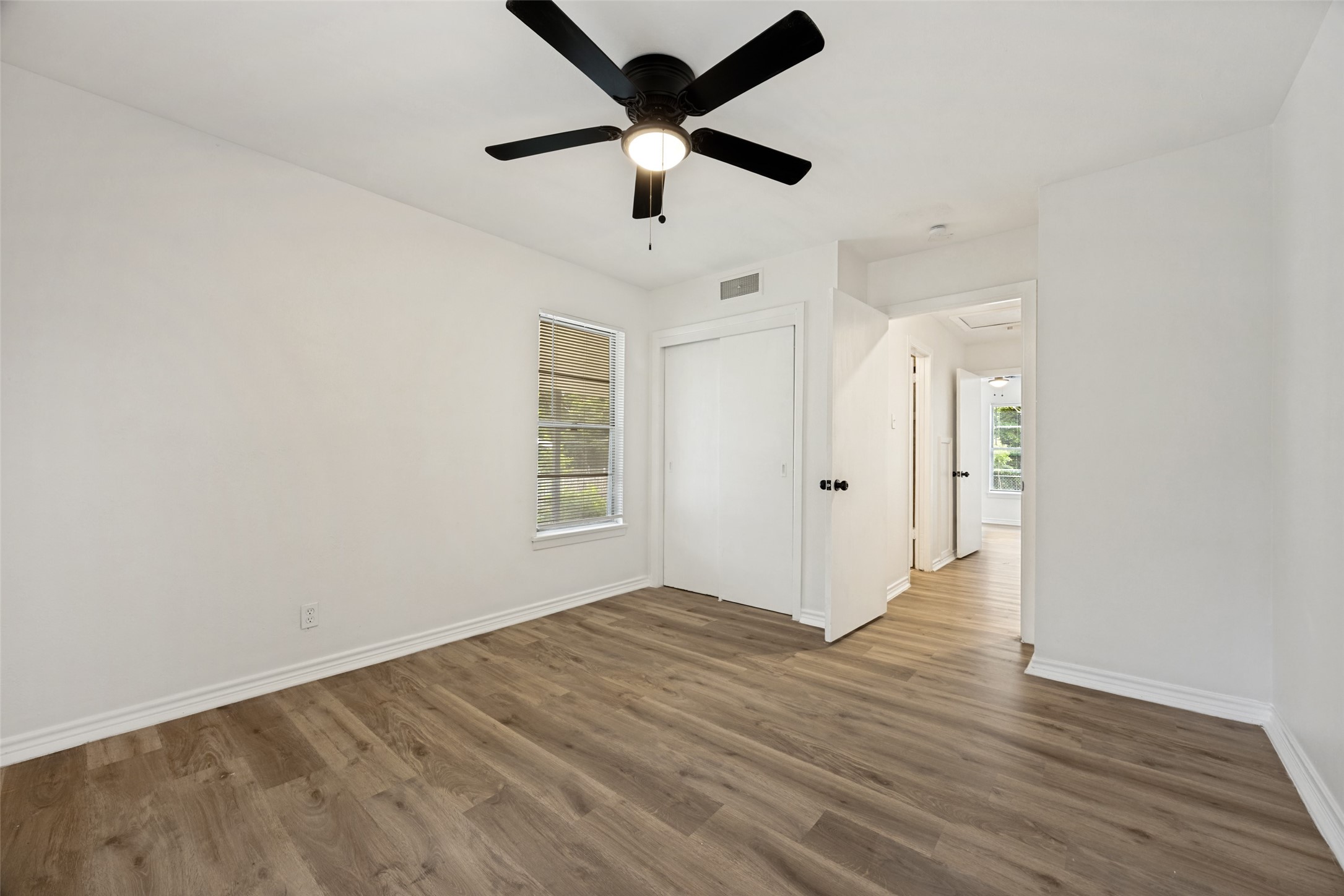 116 Vandenburg Drive Denison TX 75020