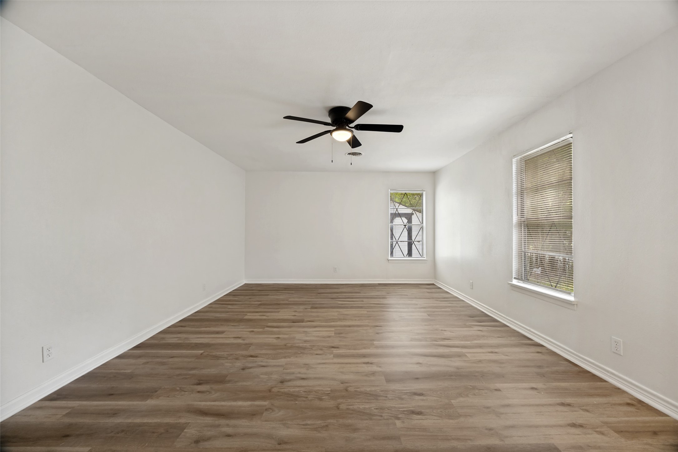 116 Vandenburg Drive Denison TX 75020